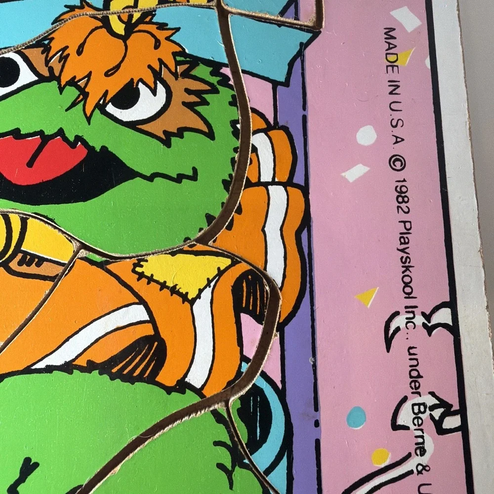 1982 Sesame Street Playskool Birthday Party! 25 Piece Pressboard Tray Puzzle